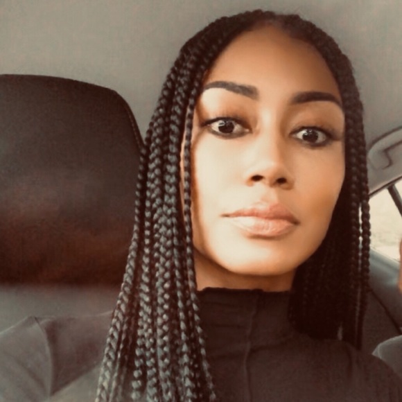 Meet your Posher, Anita - Picture 1 of 1